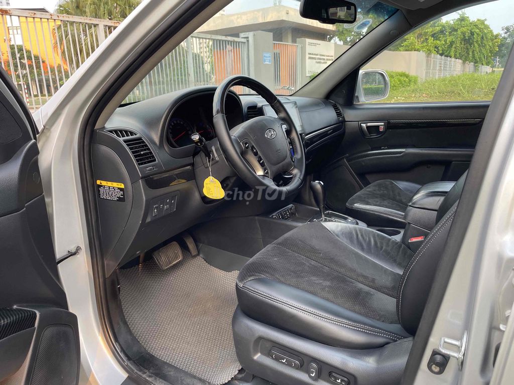 Hyundai Santa Fe 2009 2.0L máy dầu. Mua bán Ô tô tại Quận Hoàng Mai Hà Nội được đăng bởi Le hung hình 10