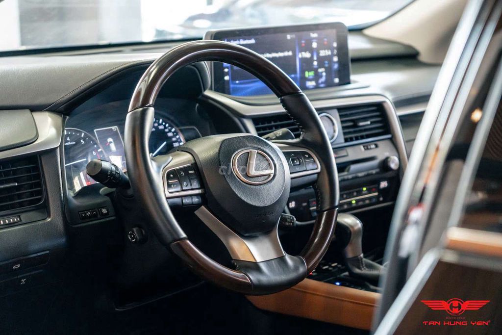 Lexus RX300 ,2020 lăn bánh 6v KM,màu đen nt nâu. Mua bán Ô tô tại Quận Hải Châu Đà Nẵng được đăng bởi TÂN HƯNG YÊN AUTO hình 7