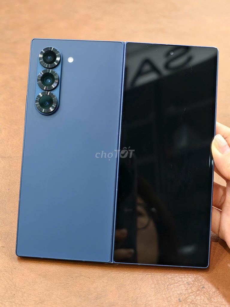 Samsung Galaxy Z Fold 6 256gb VN màu Xanh đẹp 98%. Mua bán Điện thoại tại Quận Đống Đa Hà Nội được đăng bởi Hn Store hình 1