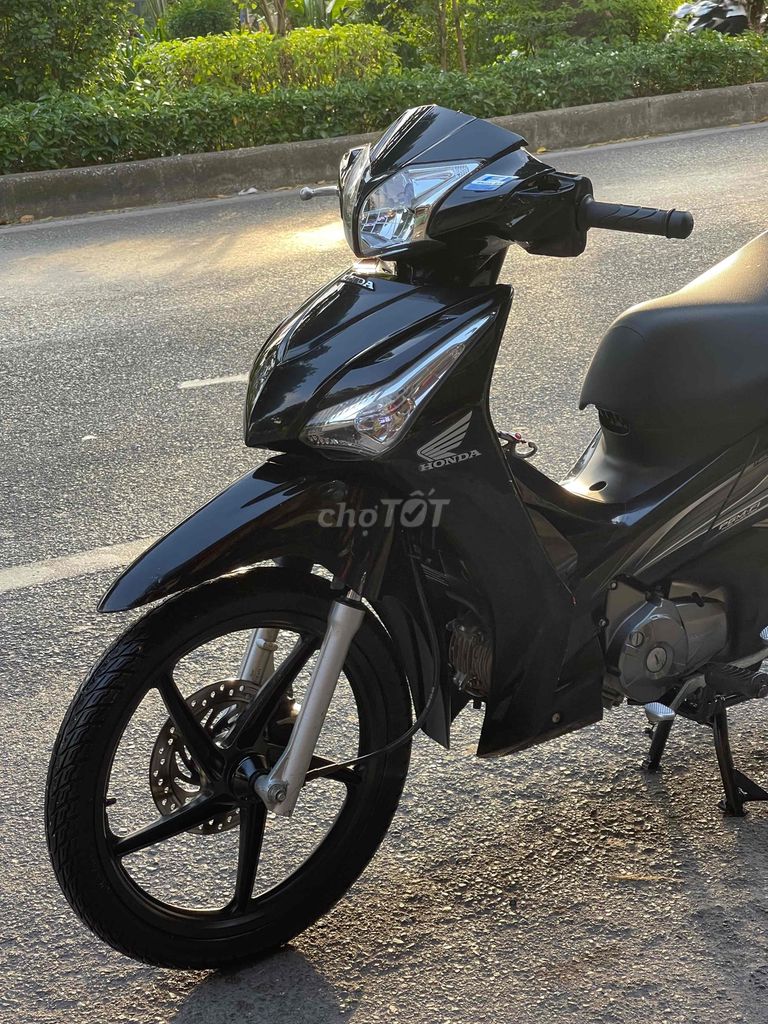 FUTURE125  chính chủ zin chất lượng cao. Mua bán Xe máy tại Quận Đống Đa Hà Nội được đăng bởi Hà hình 7