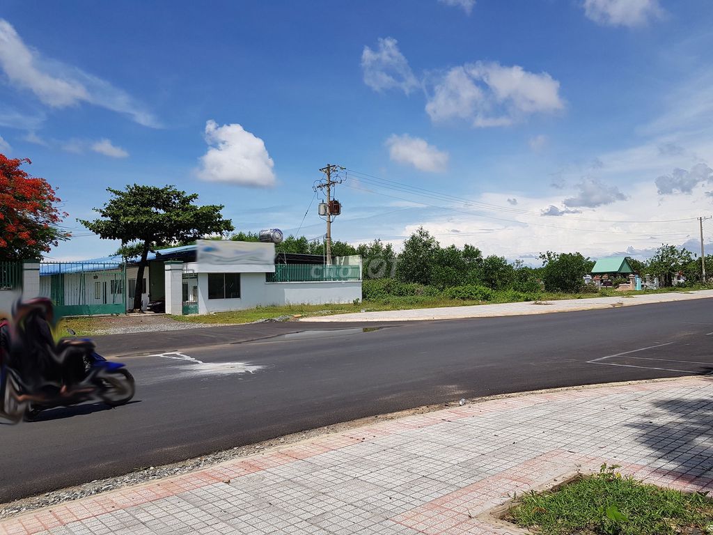 100m mặt tiền nhà xưởng 20300m2 đường Hùng Vương-Phước Bửu-Xuyên Mộc.