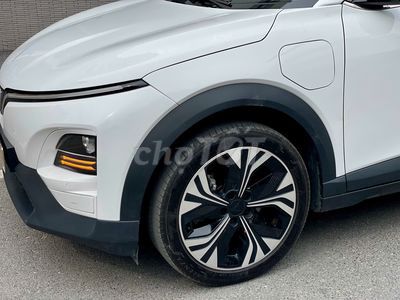 VinFast VF6 Plus 2025 Белый 20 тыс. км