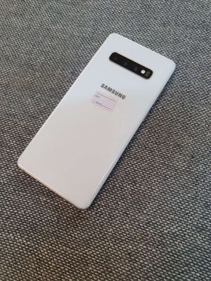 Galaxy S10+ Trắng Gốm 8/512gb sẵn 2sim xuất xứ Hàn. Mua bán Điện thoại tại Quận Thanh Xuân Hà Nội được đăng bởi số 173 Nguyễn Xiển Thanh Xuân Hà Nội 