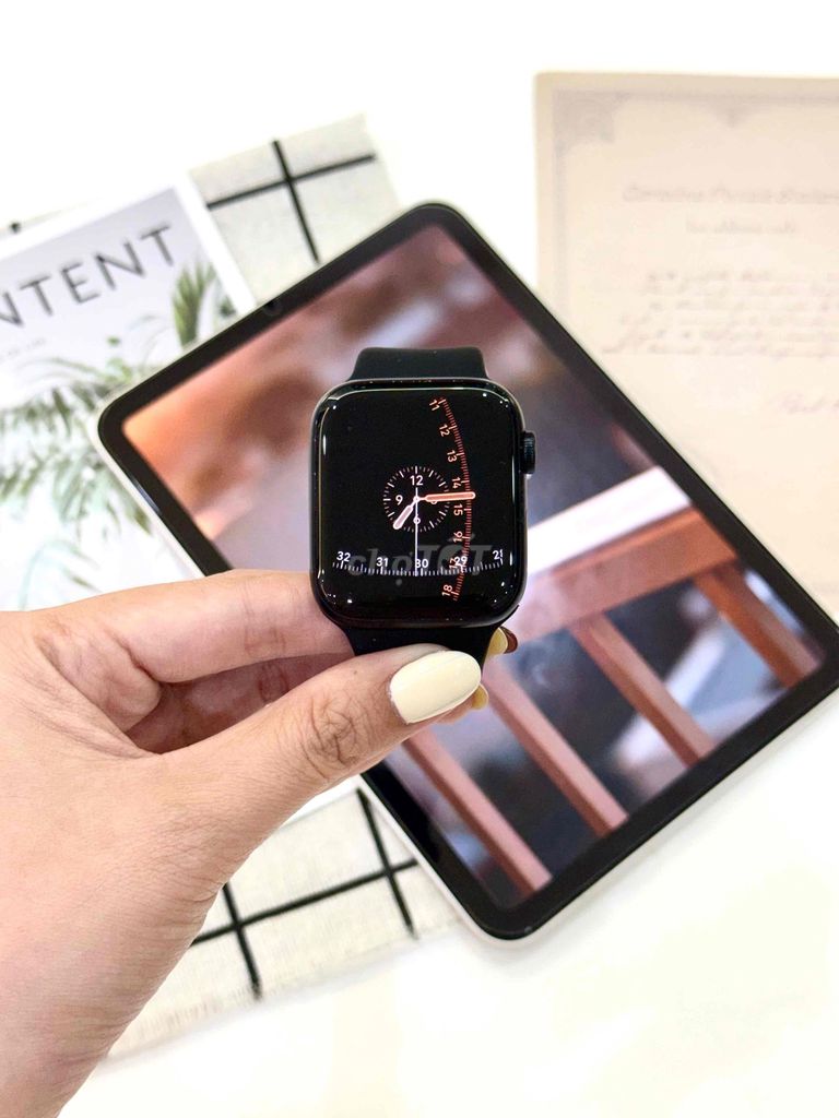 Apple Watch SE 2 44mm Midnight. Mua bán Thiết bị đeo thông minh tại Quận Ninh Kiều Cần Thơ được đăng bởi Diệp Hằng Tiên hình 1
