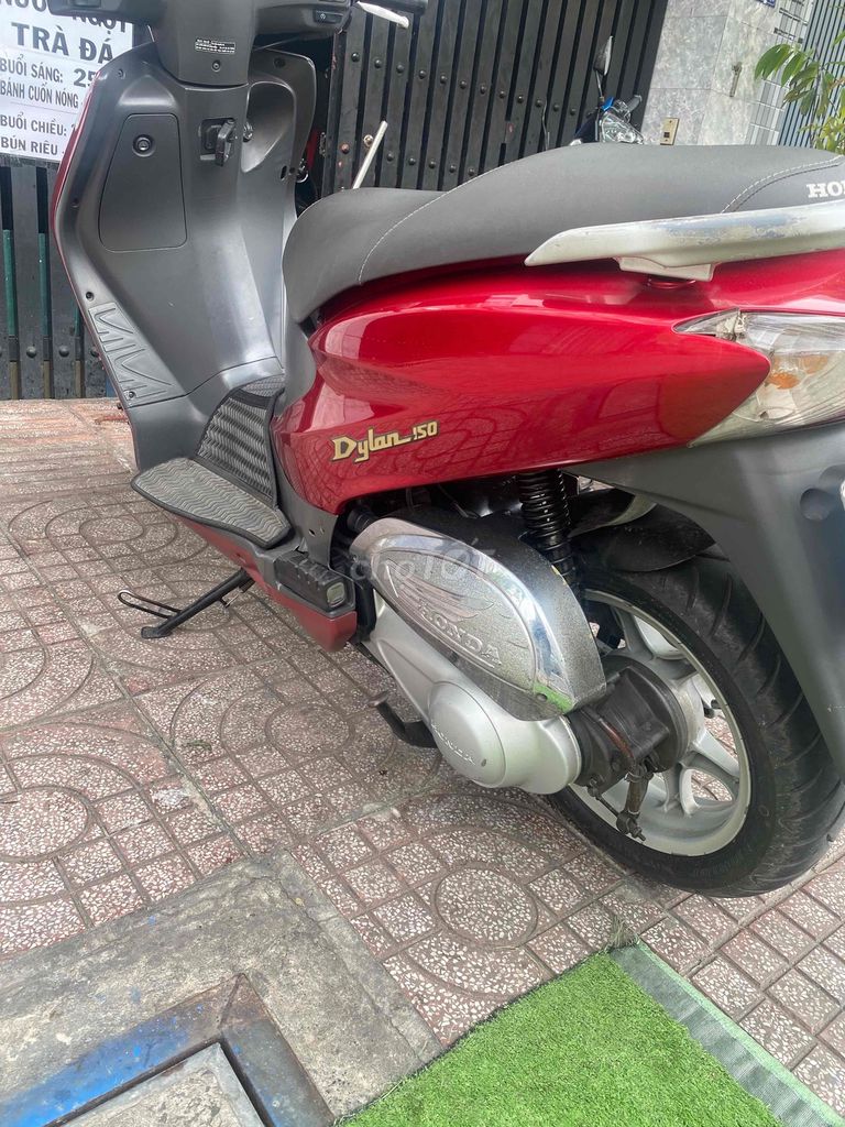 cần bán dylan 150 chính chủ đầu lòng sh ý êm nhẹ. Mua bán Xe máy tại Quận 6 Tp Hồ Chí Minh được đăng bởi Nguyễn Đức An hình 4