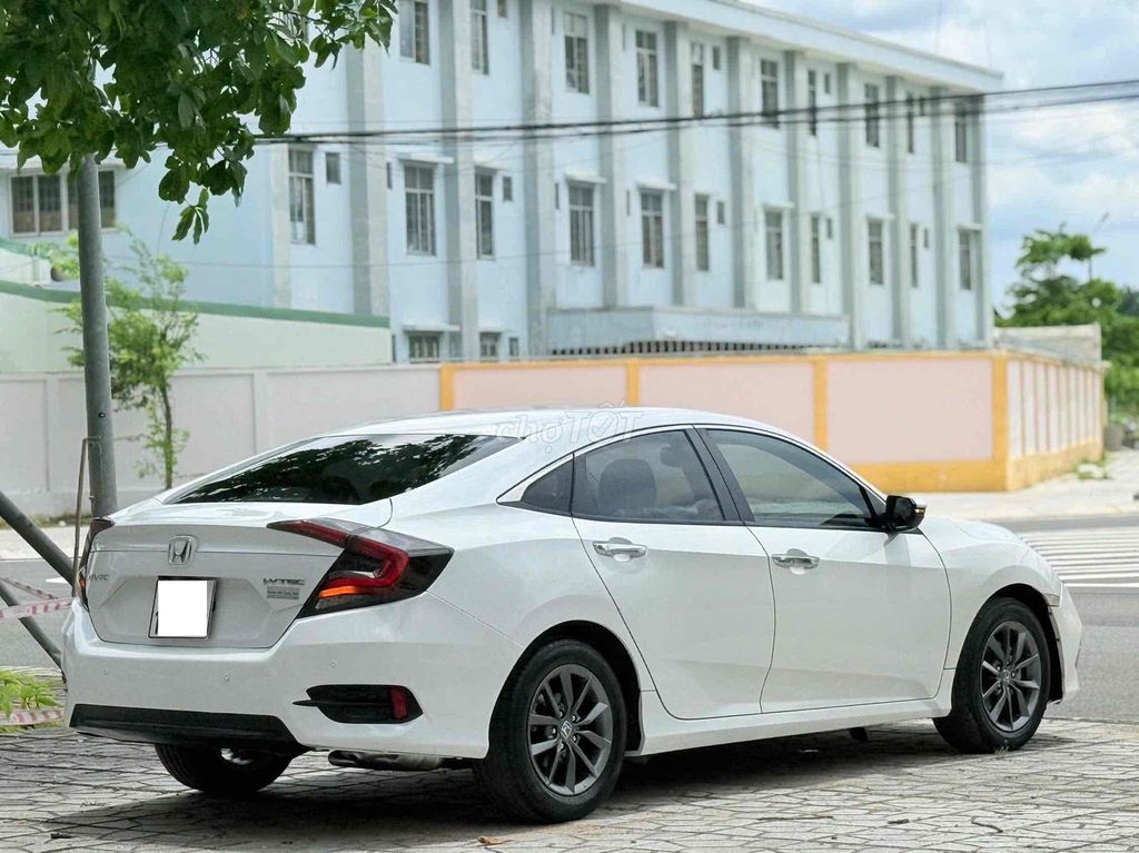 Honda Civic 2019 G 1.8 AT - 46000 km. Mua bán Ô tô tại Thành phố Biên Hòa Đồng Nai được đăng bởi lê văn thắng hình 7