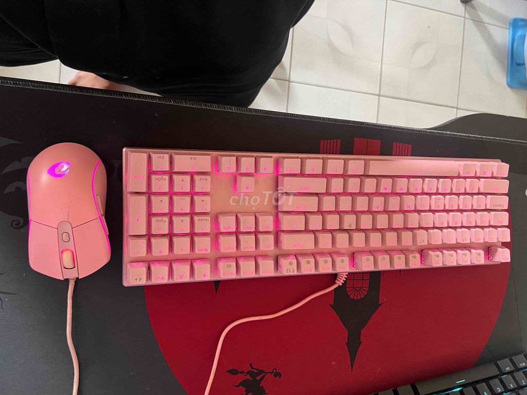 Bàn phím cơ Dareu + chuột full Hồng. Mua bán Phụ kiện (Màn hình, Chuột...) tại Quận Gò Vấp Tp Hồ Chí Minh được đăng bởi Hiến Nguyễn hình 1