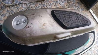 bình xăng xe 67 hay 68 sơn zin hao mòn theo năm th. Mua bán Phụ tùng xe tại Quận 3 Tp Hồ Chí Minh được đăng bởi Dương Kiệt