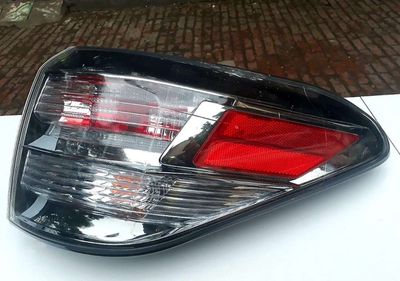 ĐÈN HẬU PHẢI LEXUS RX350. Mua bán Phụ tùng xe tại Quận Đống Đa Hà Nội được đăng bởi Lê Minh