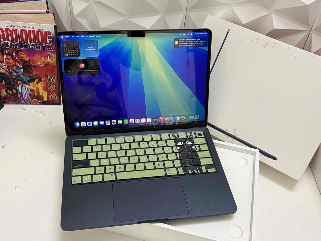 Apple Macbook Air M2 8GB/256GB Xám Như mới. Mua bán Laptop tại Quận Thanh Xuân Hà Nội được đăng bởi quỳnh chi hình 1
