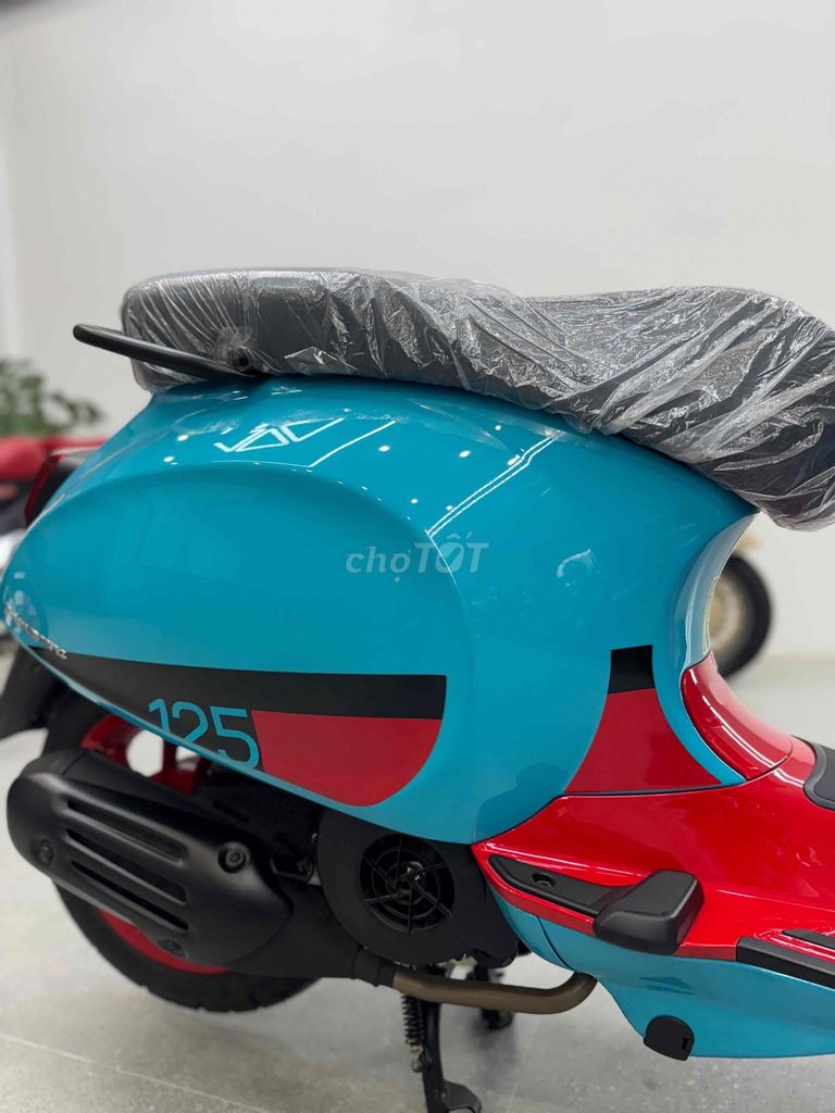 Vespa Primavera 125 bản Color Vibe 2025 mới 100%. Mua bán Xe máy tại Quận Cái Răng Cần Thơ được đăng bởi Cửa Hàng Xe Máy Quang Sang hình 7