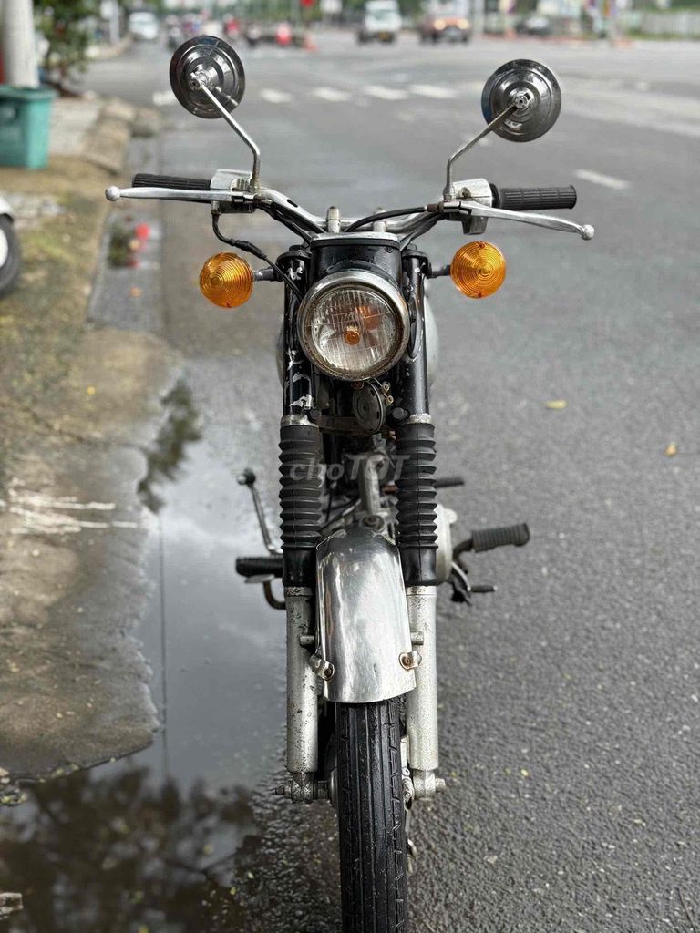 Honda 67 màu Bạc máy Êm. Mua bán Xe máy tại Quận Sơn Trà Đà Nẵng được đăng bởi khánh duy bán xe trả góp hình 1