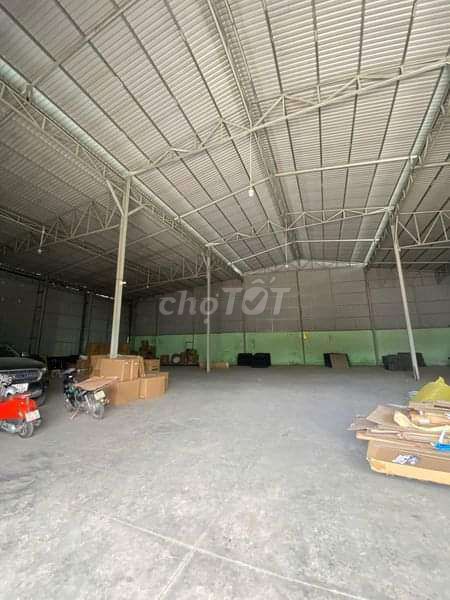 Cho thuê kho 700m2 đường Nguyễn xiển,TP Thủ Đức, gần Vinhome