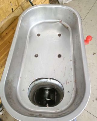 Bán máy xay thịt như hình. Mua bán Đồ chuyên dụng, Giống nuôi trồng tại Thành phố Vũng Tàu Bà Rịa - Vũng Tàu được đăng bởi lê quân