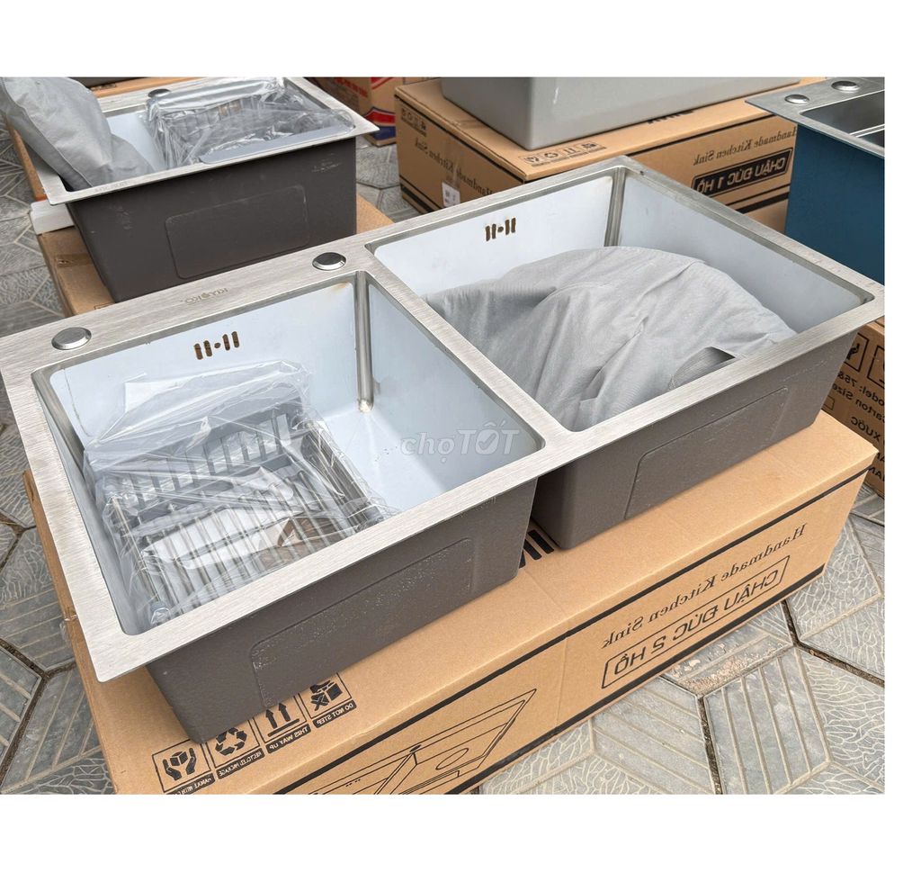 Chậu rửa chén 82x45cm mới nguyên thùng. Mua bán Dụng cụ nhà bếp tại Quận Hải Châu Đà Nẵng được đăng bởi THIẾT BỊ GIA DỤNG HÀNG CHÍNH HÃNG hình 1
