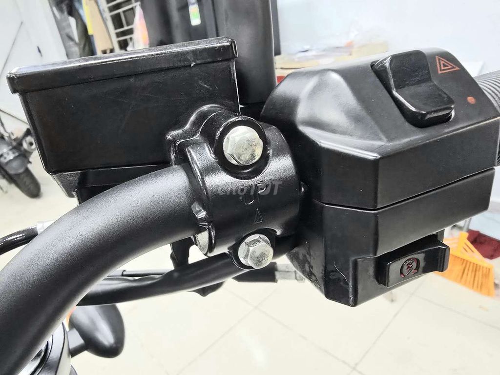 Gpx Legend Fi150 đẹp zin mới tinh,QuýMotor Đ.Nẵng. Mua bán Xe máy tại Quận Thanh Khê Đà Nẵng được đăng bởi Quý Moto Cycle 21 điện biên phủ Đà Nẵng hình 6