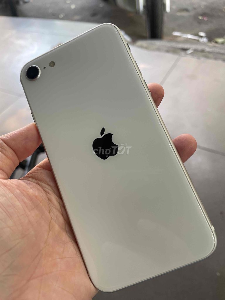 iPhone SE 2 nguyên zin. Mua bán Điện thoại tại Quận Bình Thạnh Tp Hồ Chí Minh được đăng bởi Xíu hình 1