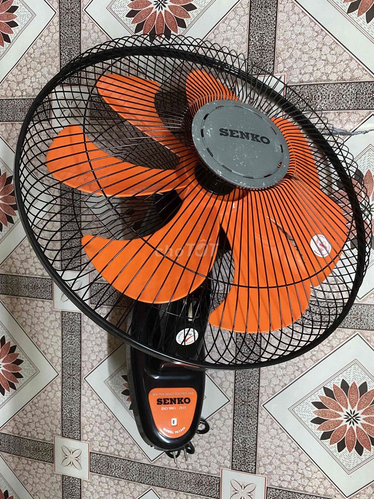 Quạt treo tường Senko T1880 2 dây mới đẹp. Mua bán Quạt tại Quận 1 Tp Hồ Chí Minh được đăng bởi Chú Nghị BÁN QUẠT VÀ SỬA ĐỒ ĐIỆN CŨ hình 1