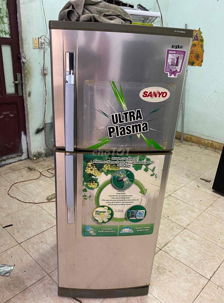 tủ lạnh Sanyo 250L máy zin tk điện có bh