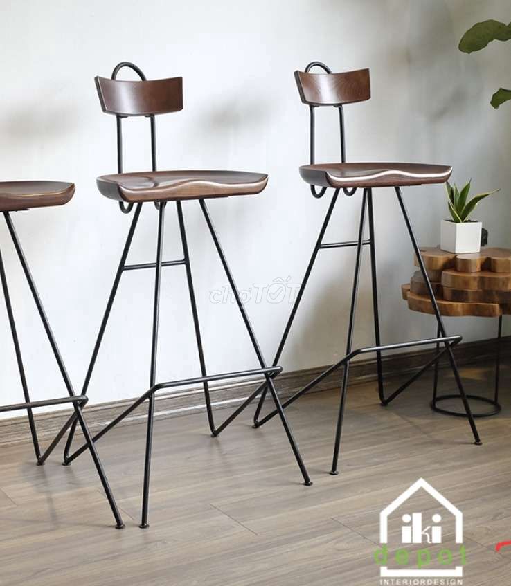 Ghế bar mặt gỗ  đẹp mới như hình 100%. Mua bán Bàn ghế tại Huyện Bình Chánh Tp Hồ Chí Minh được đăng bởi Trần Đạt Phát hình 1