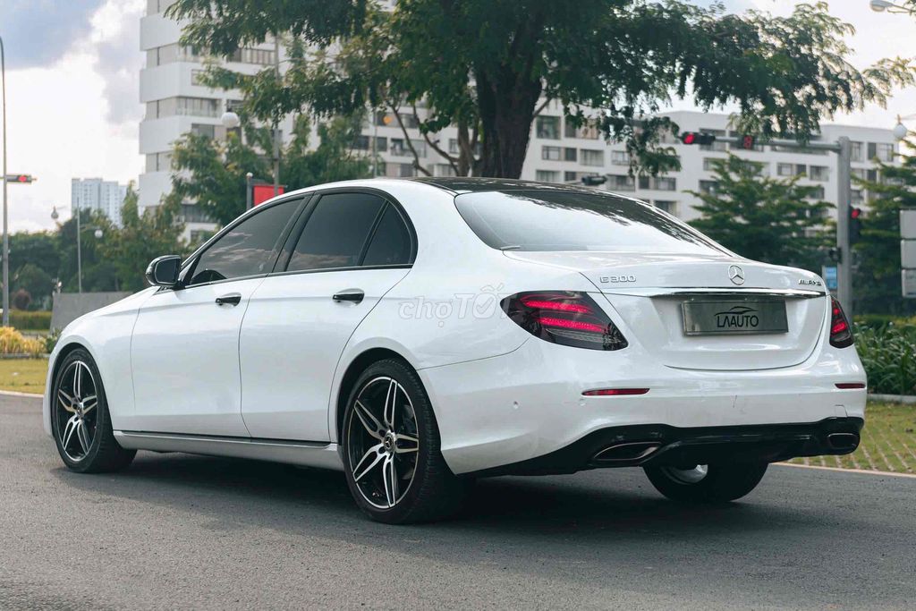 LONG ANH AUTO về Mercedes E200 Sport Limited. Mua bán Ô tô tại Quận 7 Tp Hồ Chí Minh được đăng bởi LongAnh AuTo  hình 20
