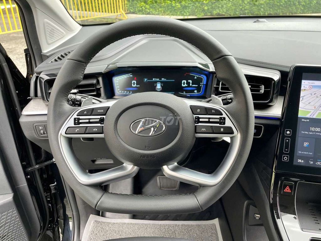 Hyundai custin 2.0AT- 10000 km. Mua bán Ô tô tại Thành phố Thủ Đức Tp Hồ Chí Minh được đăng bởi Ms Hiệp  hình 11