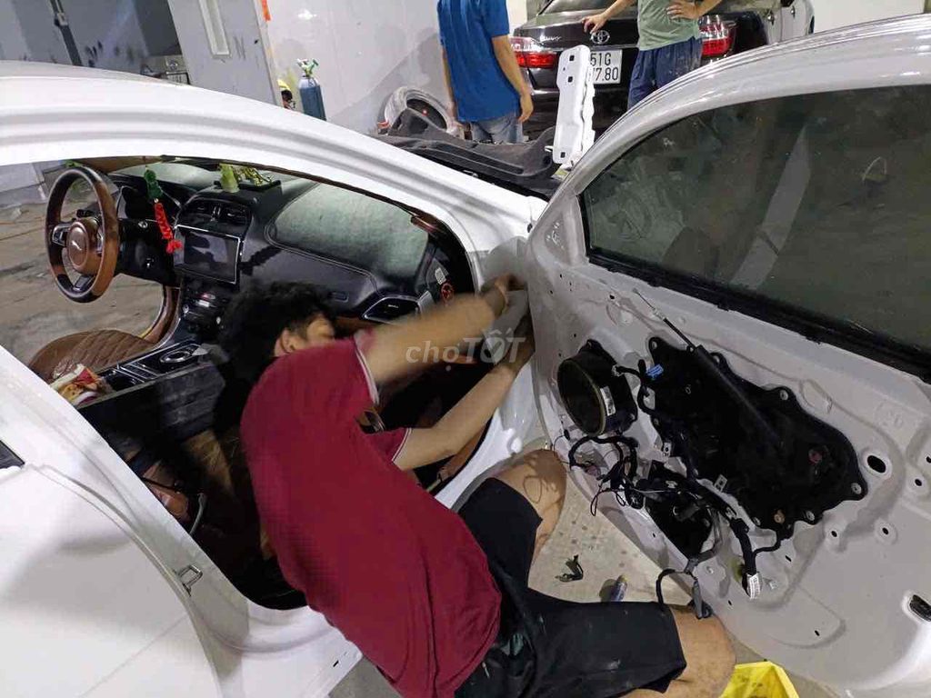 Jaguar XE 2016 - 93000 km. Mua bán Ô tô tại Quận 4 Tp Hồ Chí Minh được đăng bởi đạt hình 5