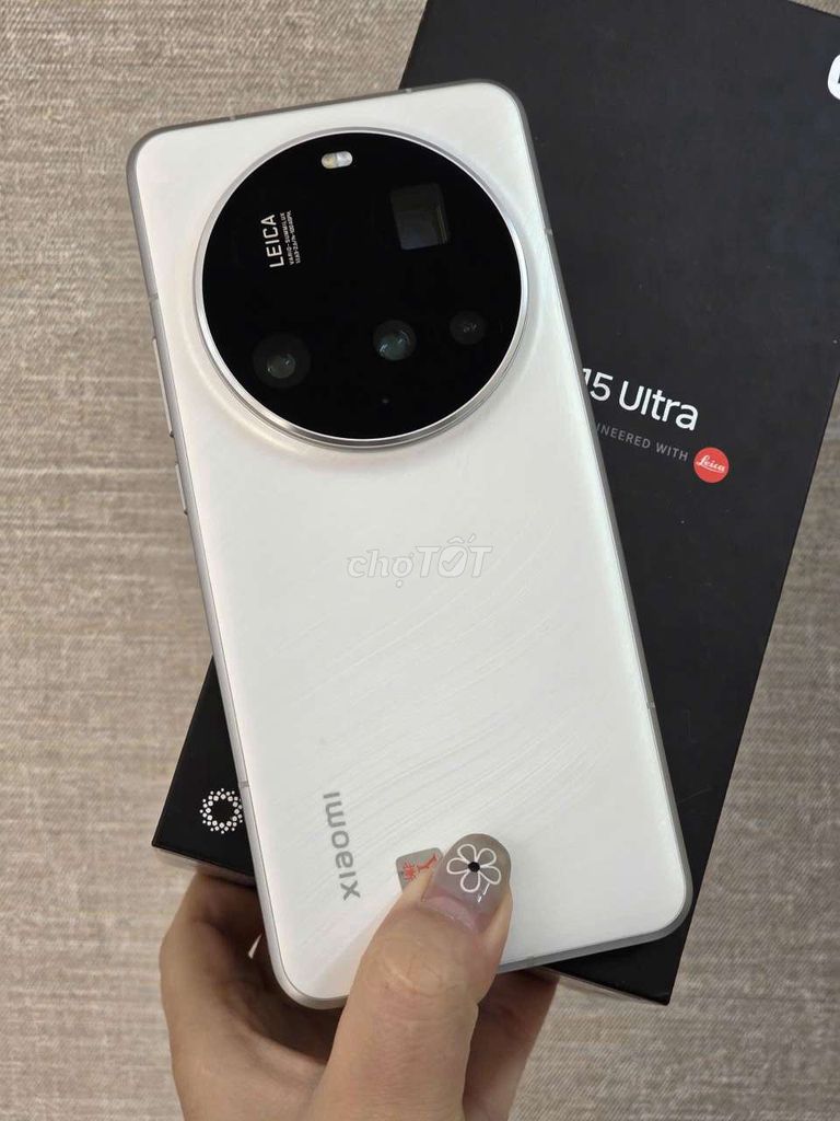 Xiaomi 15 Ultra bản 12/256Gb Fullbox , Trắng 99%. Mua bán Điện thoại tại Quận Đống Đa Hà Nội được đăng bởi Lâm Giang Shop hình 1