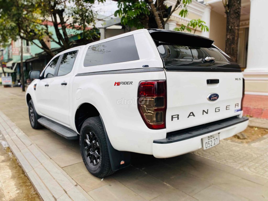 Ford Ranger XLS 2016 Trắng. Mua bán Ô tô tại Thành phố Pleiku Gia Lai được đăng bởi Vũ ô tô Gia Lai hình 5