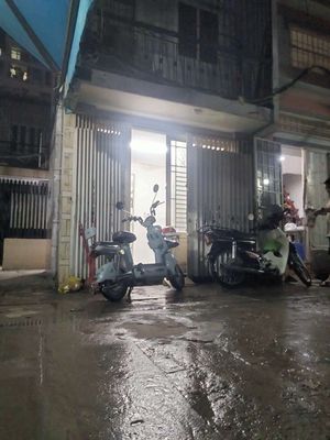 Rent · 2 bd · 16 м² · Quận Phú Nhuận, ул. Đường Phan Đăng Lưu