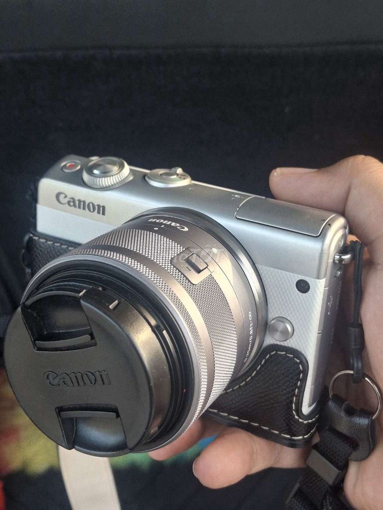 Máy ảnh Canon EOS M100 Bạc. Mua bán Máy ảnh, Máy quay tại Thành phố Nha Trang Khánh Hòa được đăng bởi Vũ Lê Quang hình 1