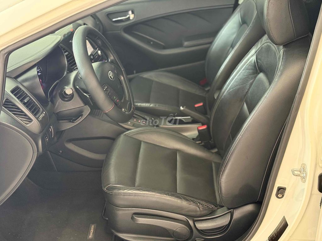 Kia Cerato 1.6 AT Số Tự Động fom hatback. Mua bán Ô tô tại Quận 12 Tp Hồ Chí Minh được đăng bởi Tân hình 10