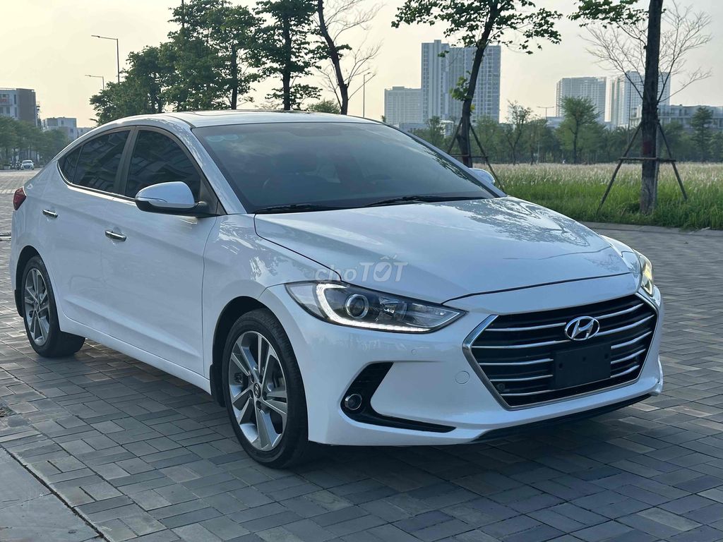 Hyundai Elantra 2017 2.0 AT - 96.000km - Mới về! Hàng HOT!💥💥💥