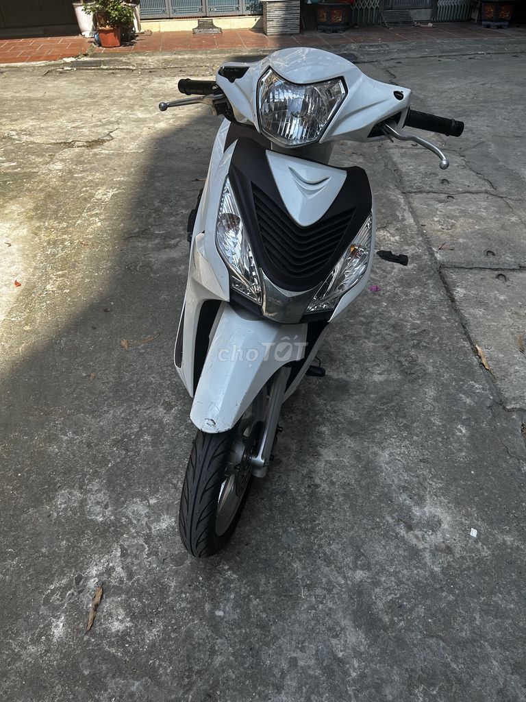 Honda Vision biển VIP sưu tầm. Mua bán Xe máy tại Quận Thanh Xuân Hà Nội được đăng bởi ALek hình 4