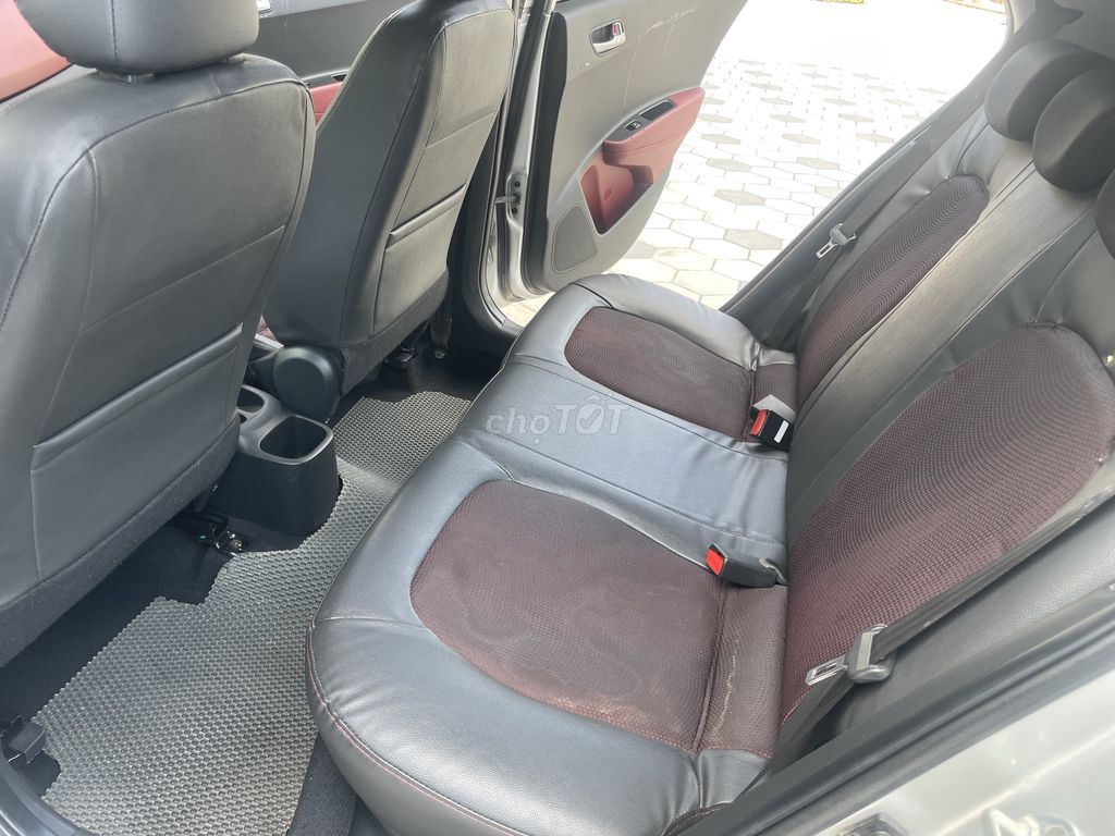 Hyundai Grand i10 2018 Grand 1.2 MT - 82000 km. Mua bán Ô tô tại Quận Thanh Xuân Hà Nội được đăng bởi Trần Vượng hình 11