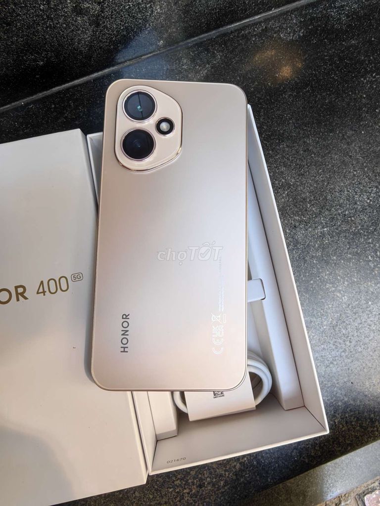 Honor 400 12/256 quốc tế fullbox. Mua bán Điện thoại tại Quận Hoàng Mai Hà Nội được đăng bởi LongHung Mobile hình 1