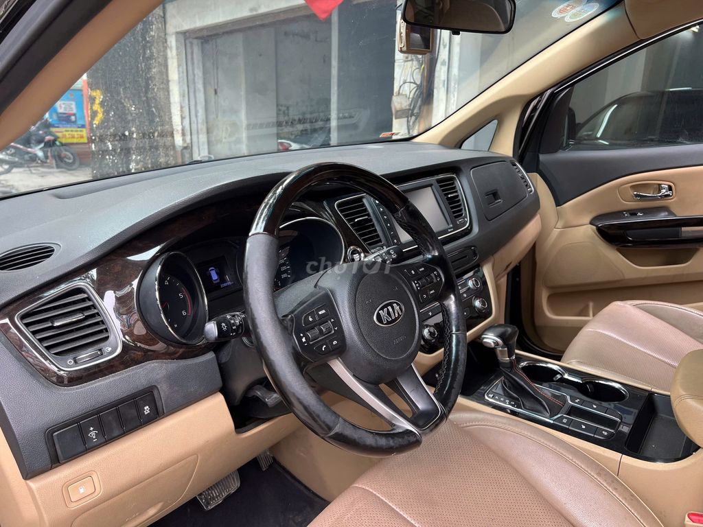 Kia Sedona 2019 2.2 DAT Deluxe - 80000 km. Mua bán Ô tô tại Quận Long Biên Hà Nội được đăng bởi AUTO TÂN HƯNG THỊNH hình 7