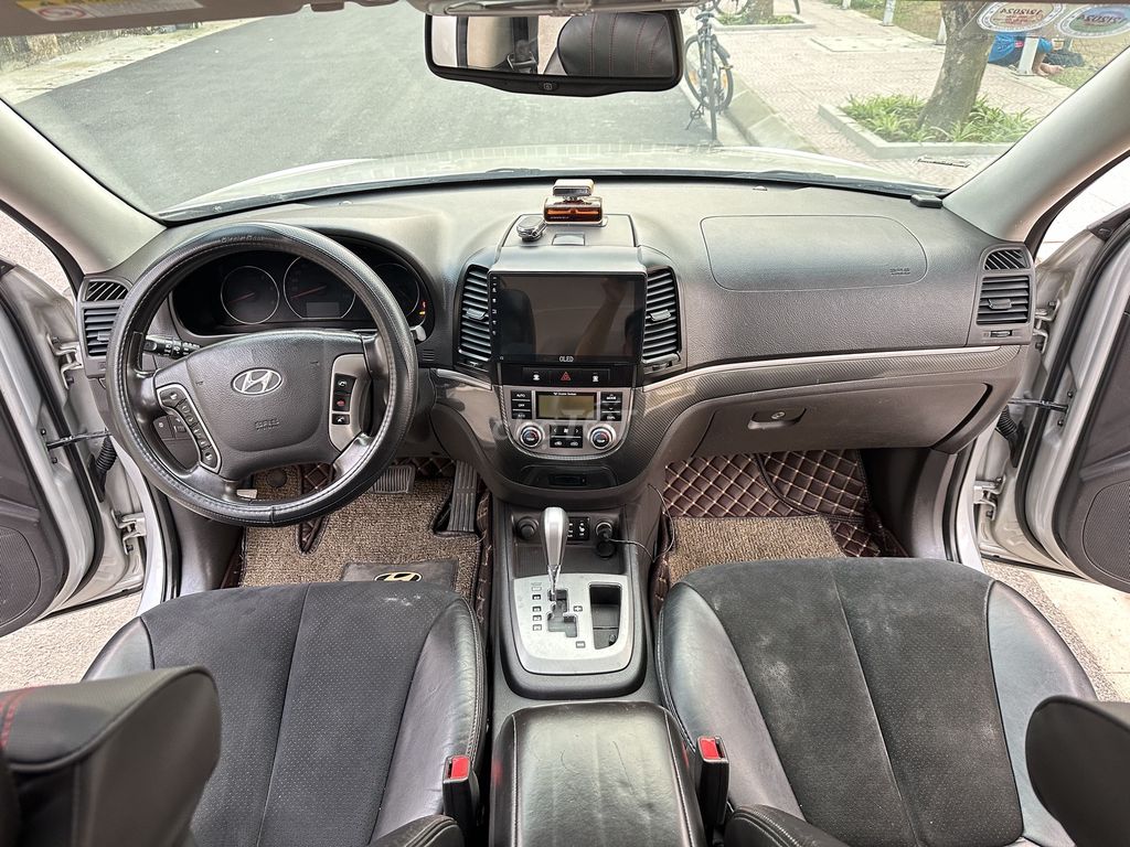Hyundai Santafe SLX cuối 2009 form 2010 Máy EVGT. Mua bán Ô tô tại Huyện Sóc Sơn Hà Nội được đăng bởi Salon Auto Đào Hằng hình 4