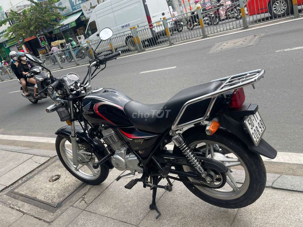 Honda cb125 2019 mới 90% Bstp chính chủ. Mua bán Xe máy tại Quận Tân Phú Tp Hồ Chí Minh được đăng bởi Tuanduy hình 3