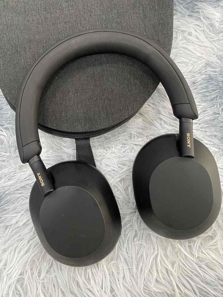 Tai nghe Sony WH-1000XM5 Đen đẹp 99 đủ phụ kiện. Mua bán Tivi, Âm thanh tại Quận 5 Tp Hồ Chí Minh được đăng bởi Phan Thế Phong  hình 1