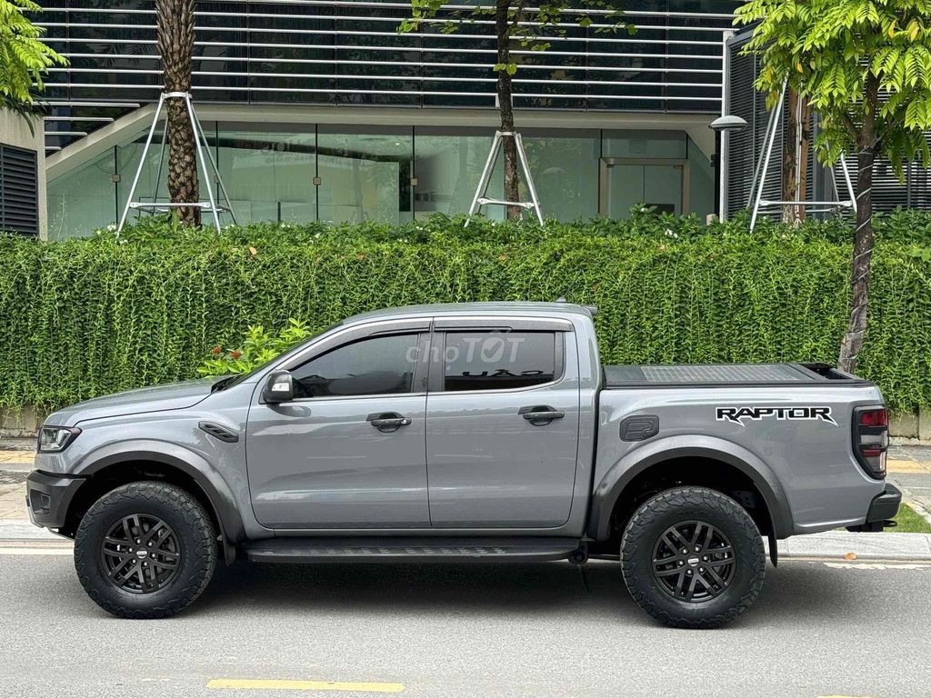 Ford Ranger Raptor Xám Автомат