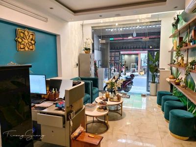 GẤP! CHỦ NHÀ ĐỊNH CƯ CẦN BÁN CĂN MẶT TIỀN -P2, Q8 - NHỈNH 10 TỶ. Mua bán nhà ở tại Quận 8 Tp Hồ Chí Minh được đăng bởi Cẩm tú
