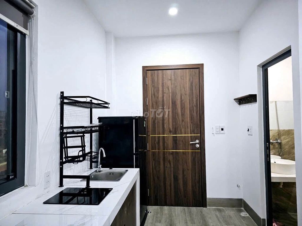 6th-floor room on Lương Thế Vinh with own washer — photo 4