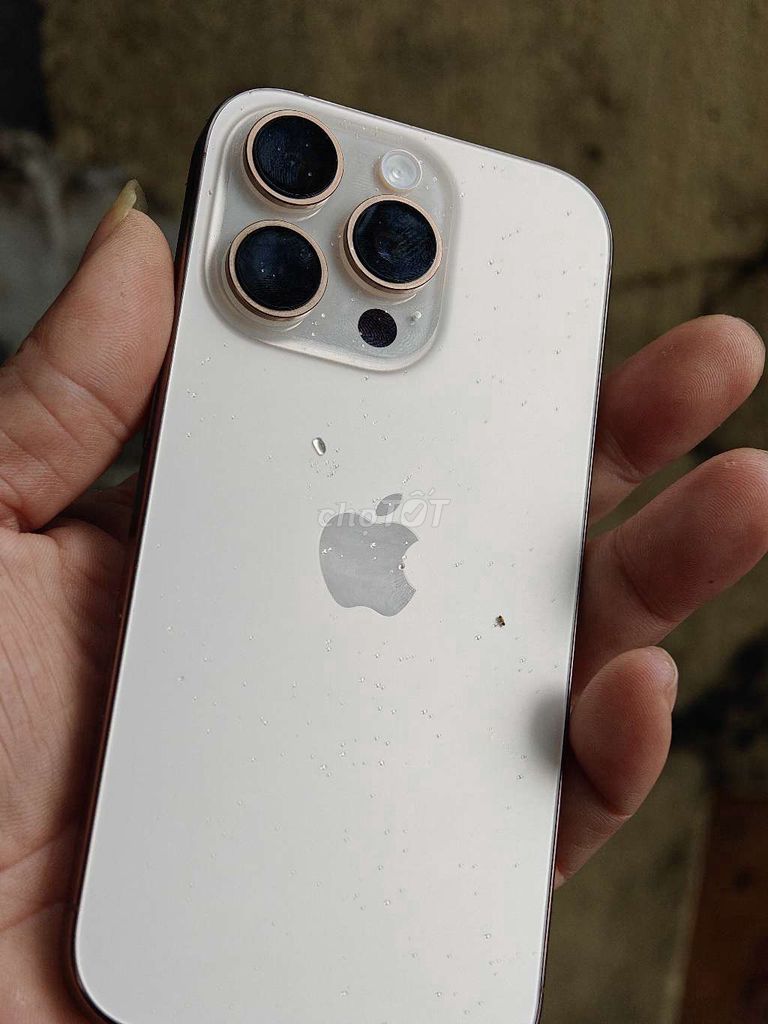 giao lưu iPhone 16 Pro 128GB Vàng. Mua bán Điện thoại tại Quận Bắc Từ Liêm Hà Nội được đăng bởi manh hình 1