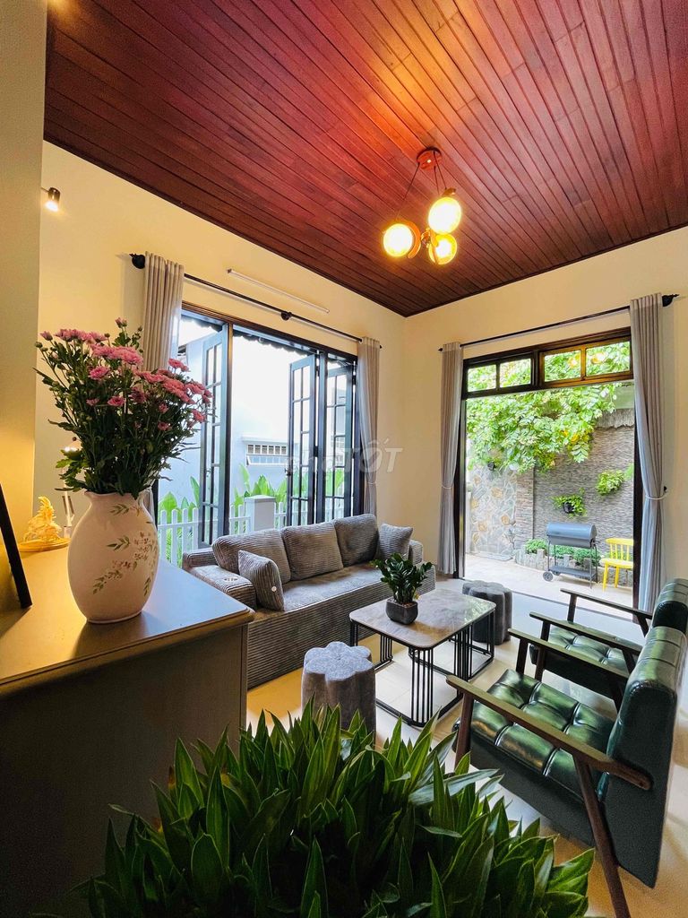 Rent · 3 bd · 100 м² · Quận Thanh Khê, ул. Đường Huỳnh Ngọc Huệ