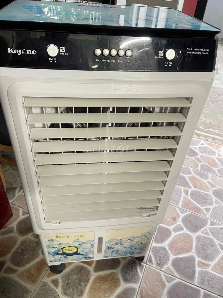 Quạt hơi nước Kojone Trắng Đen Đã sử dụng. Mua bán Quạt tại Huyện Hòa Vang Đà Nẵng được đăng bởi Thái  hình 1