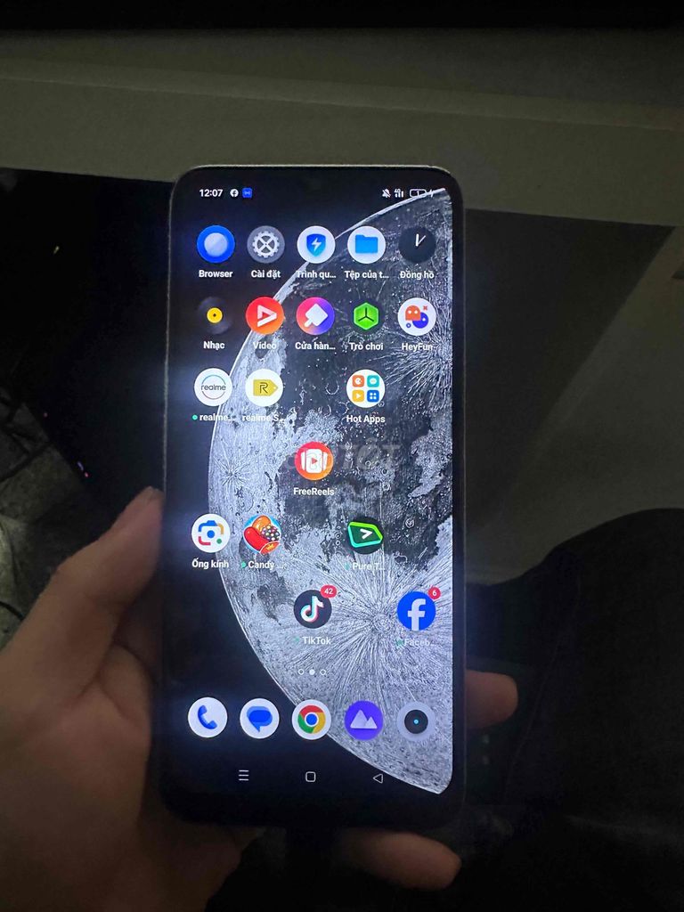 Realme Trắng. Mua bán Điện thoại tại Quận Phú Nhuận Tp Hồ Chí Minh được đăng bởi Văn Chiến hình 1