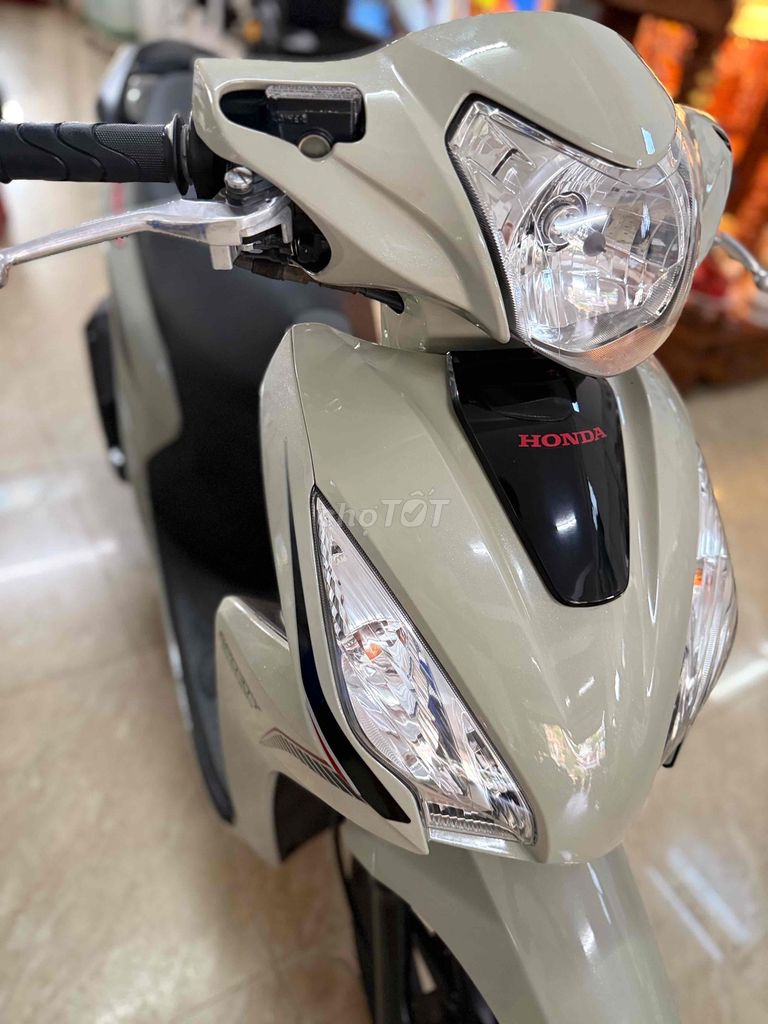 Vision Fi. Mua bán Xe máy tại Thành phố Buôn Ma Thuột Đắk Lắk được đăng bởi ĐàM tý hình 3