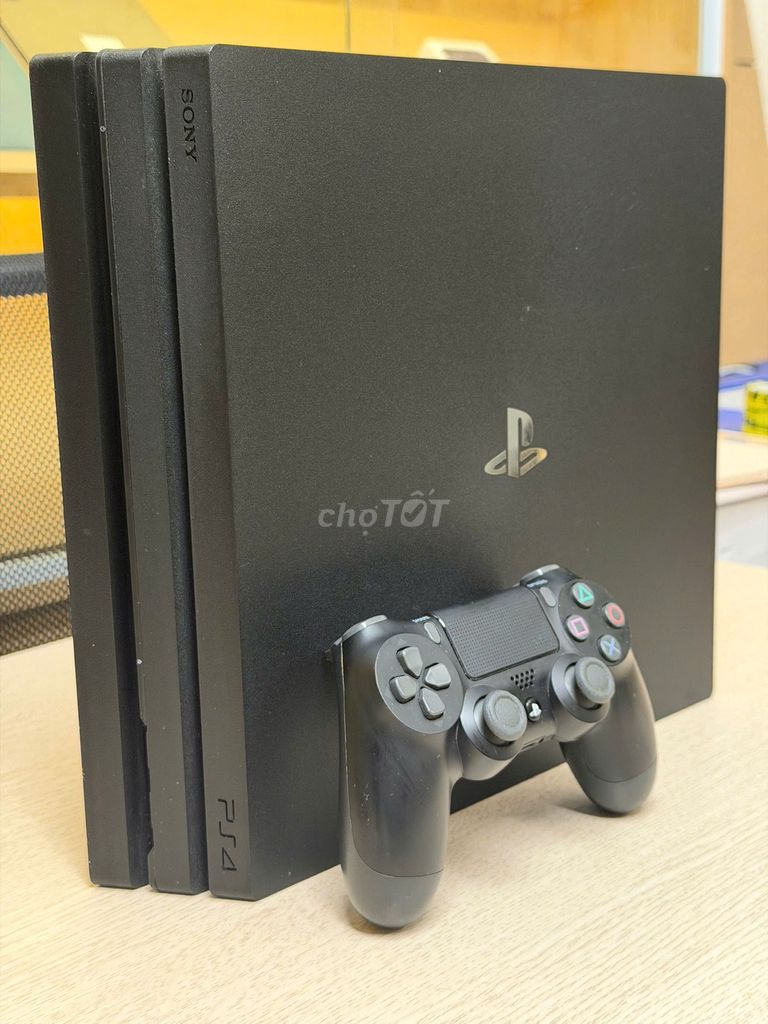 Sony PS4 Pro 7218B 1TB Đen 4K HẮC ÁM FW 10.5. Mua bán Thiết bị chơi game tại Quận Đống Đa Hà Nội được đăng bởi Tú Dybala hình 1