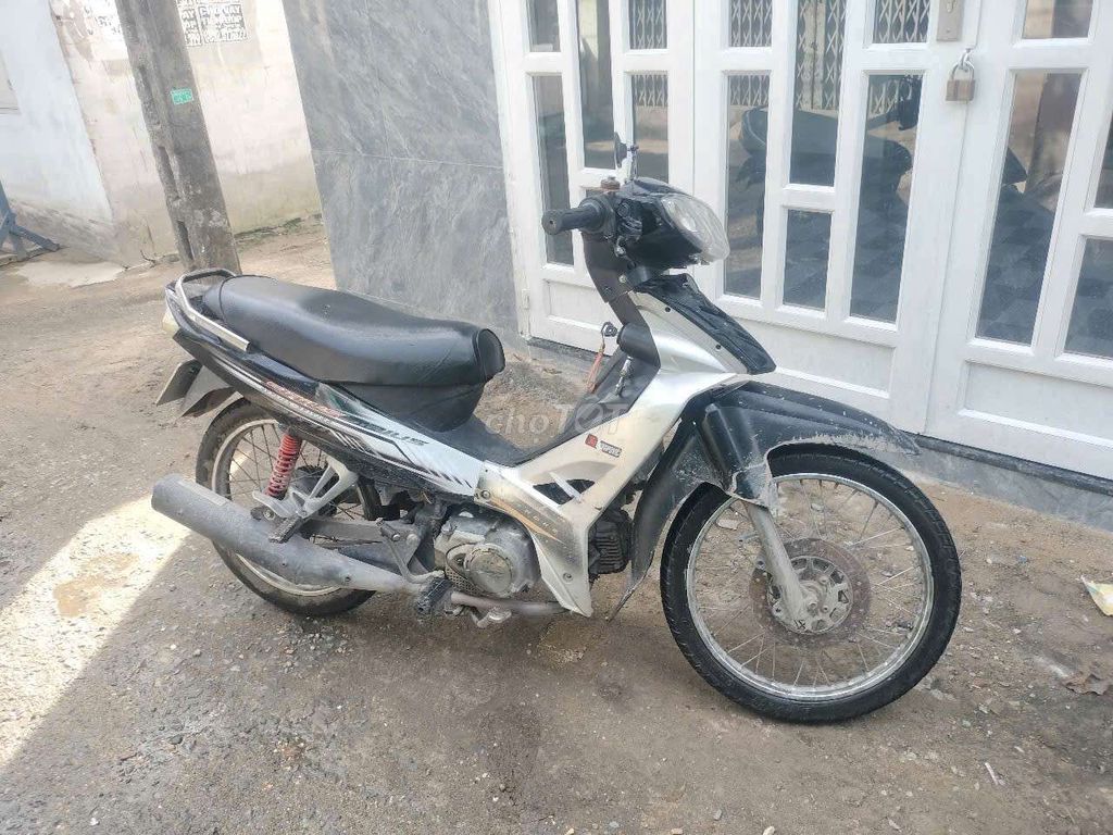 WAYMOTO Sirius liên doanh 2009 Đen-Xám. Mua bán Xe máy tại Huyện Hóc Môn Tp Hồ Chí Minh được đăng bởi Ngọc Quyên  hình 3